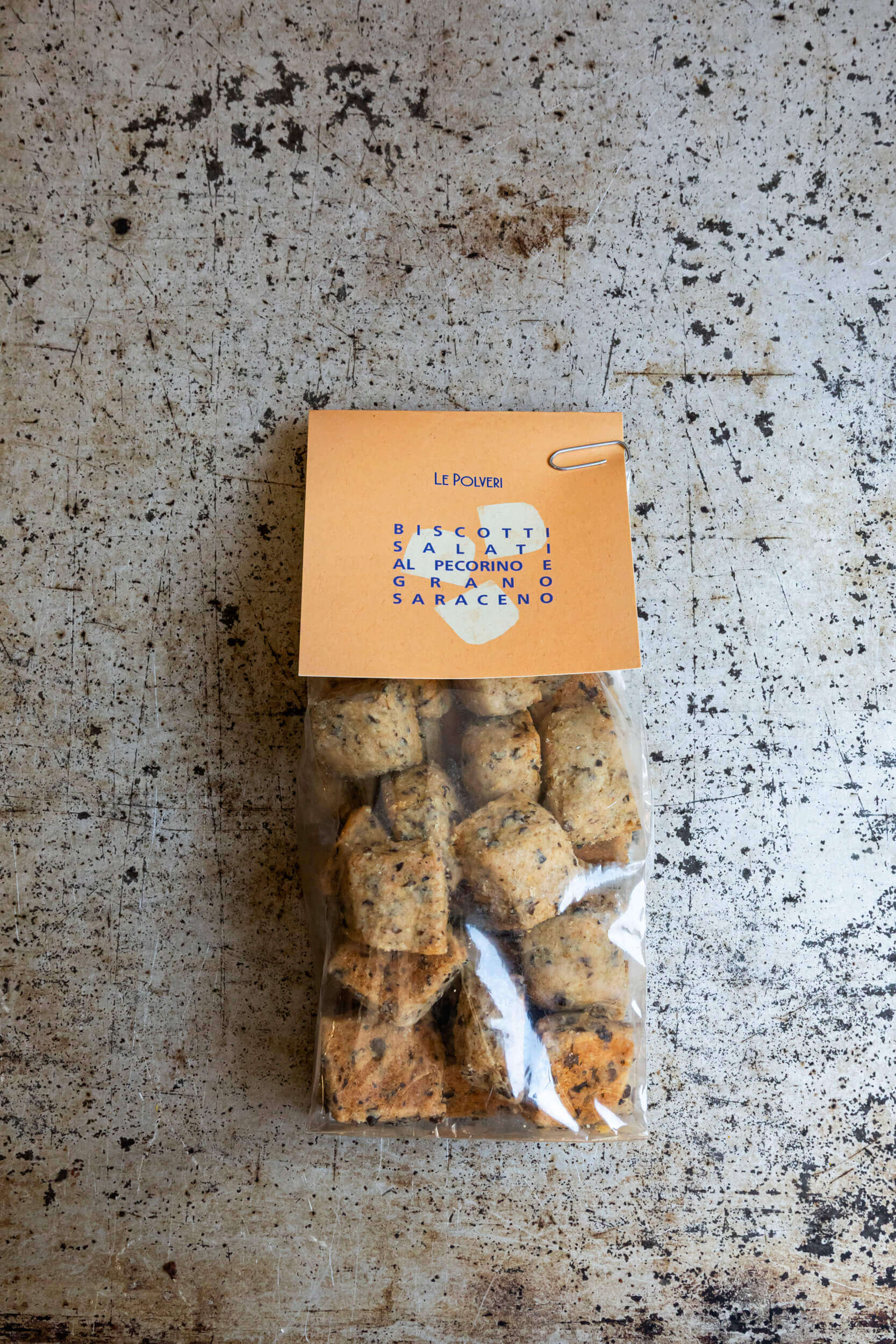 biscotti salati al pecorino e grano saraceno le polveri 01